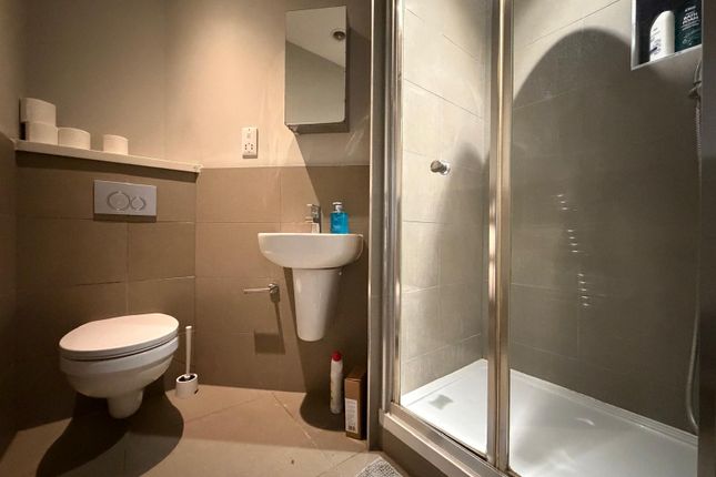 Axis House, Bath Road, Heathrow photo 5