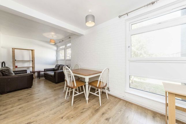 27C, Pathfield Road, London photo 2