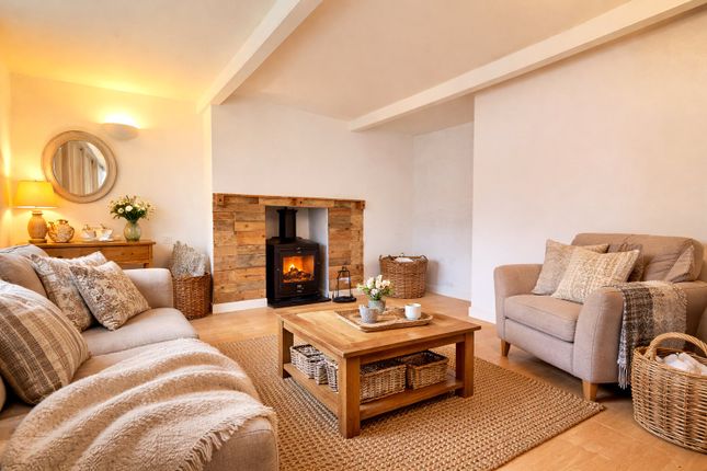 183, Shay Lane, West Yorkshire photo 2