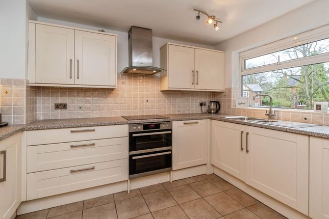 6, Jesson Close, West Midlands photo 3