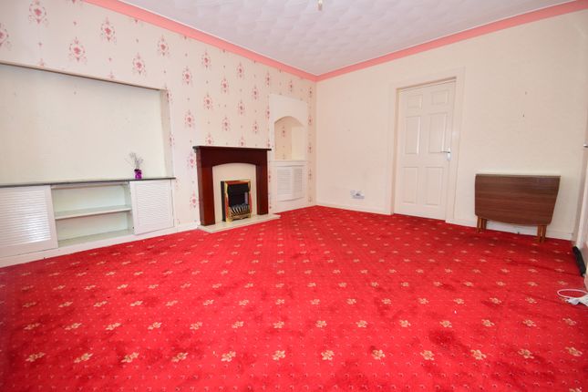 12 Hawthorn Gardens, Bellshill photo 2