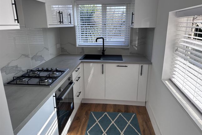 Lower Ground Floor, 15, Bohemia Road, St. Leonards-On-Sea photo 4