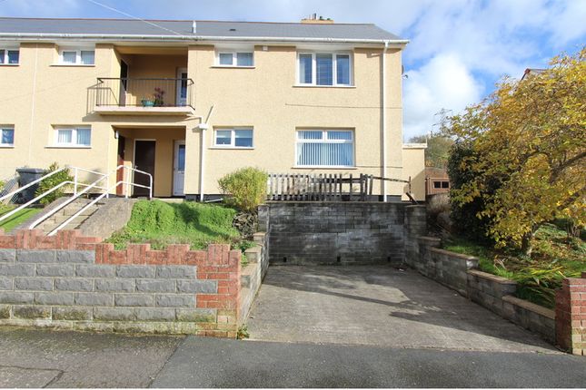 Thumbnail Maisonette for sale in Hector Avenue, Swffryd, Crumlin