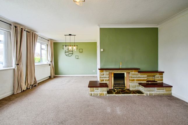 34, Thornham Drive, Bolton photo 3