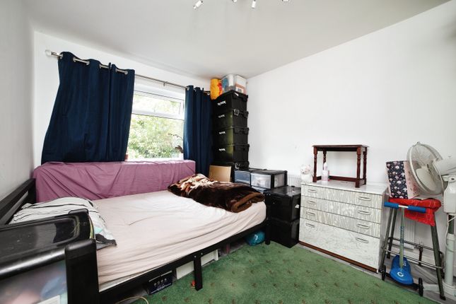 Maisonette for sale in Copperfield, Chigwell