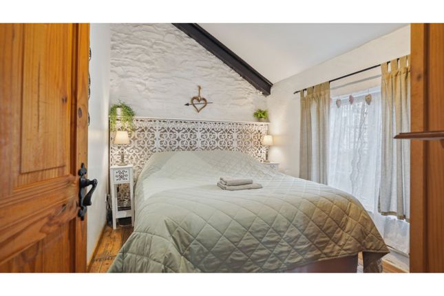Holiday Cottage 2