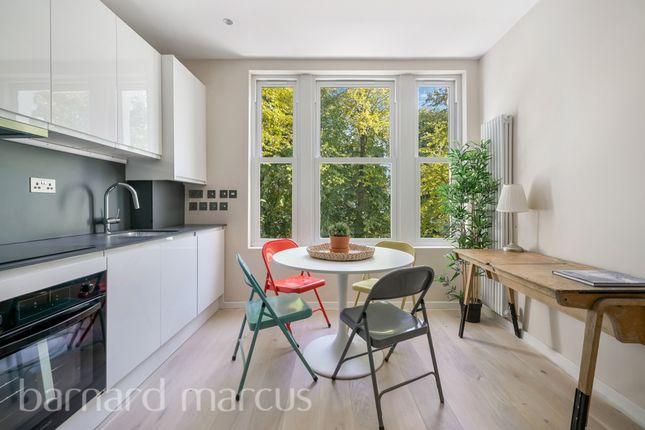 Flat 3, 52, Elsham Road, London photo 3