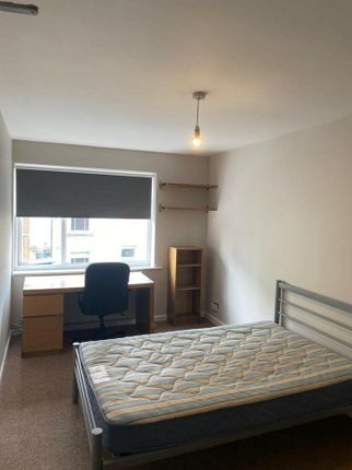 Bright And Spacious Double Bedroom Featuring A Com...