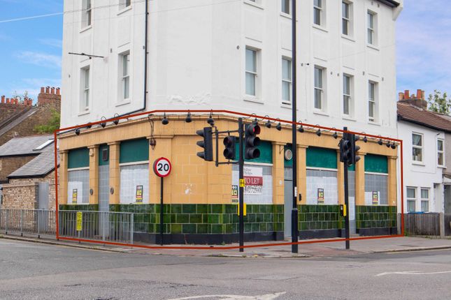 Thumbnail Pub/bar to let in Parchmore Road, London