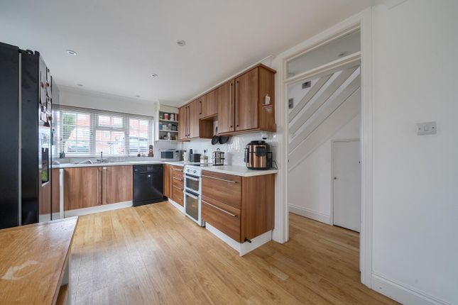 15, Fircroft Drive, Chandler's Ford photo 2