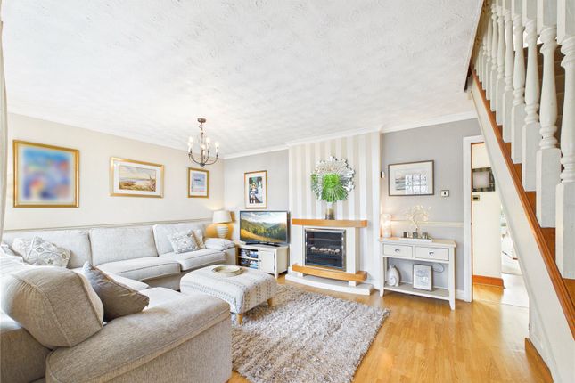 15, Lords Meadow View, Pembrokeshire photo 2