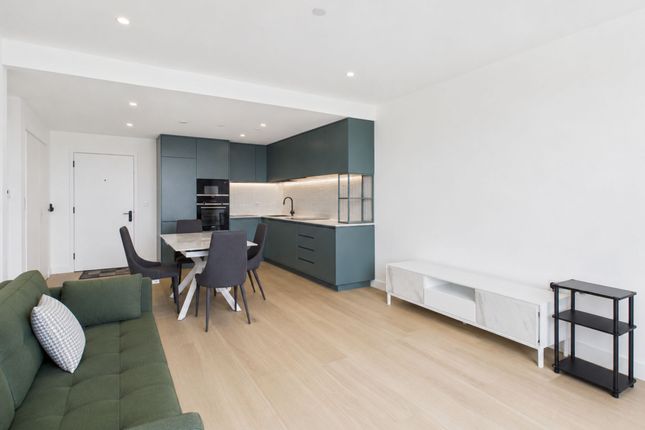 69 20 Parkview Avenue, London photo 4