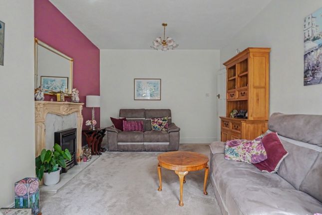 4, Littleover Avenue, Birmingham photo 4