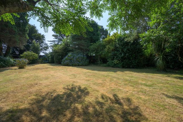 11, Caradon Close, Plymouth photo 4