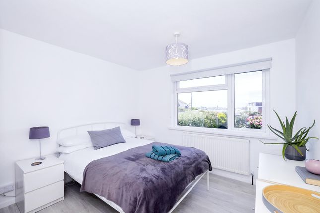 Flat 20, Coastline Court,, Watergate Road, Cornwall photo 4