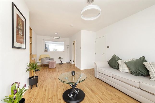 44 Kenilworth Drive, Edinburgh photo 3