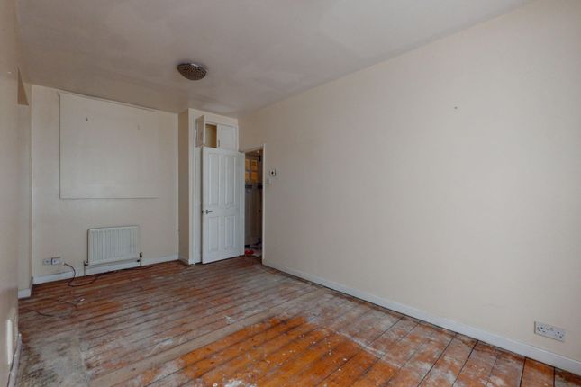 99 Wulfstan Street, London photo 3