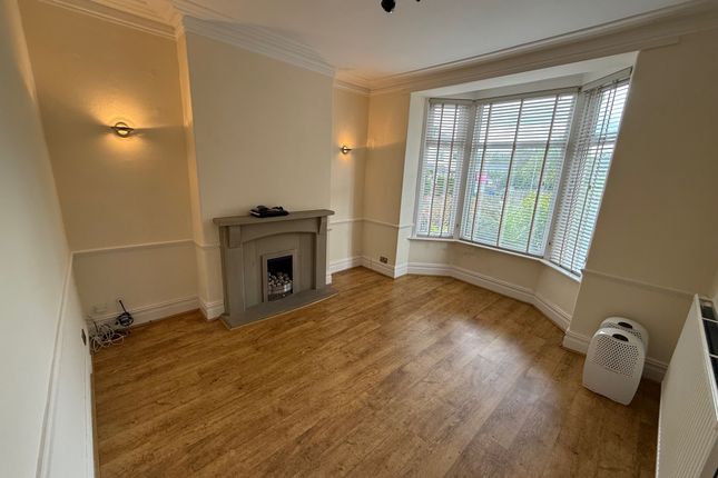 285, Holcombe Road, Greenmount photo 2