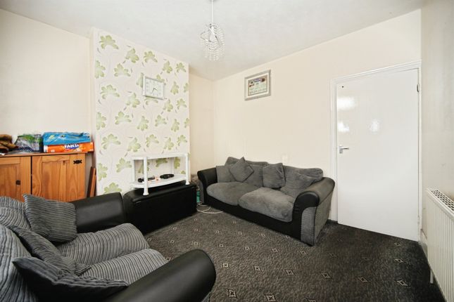 67, Hampton Road, Luton photo 4