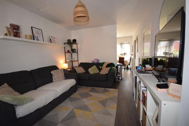 15, Glebe Road, Northampton photo 5