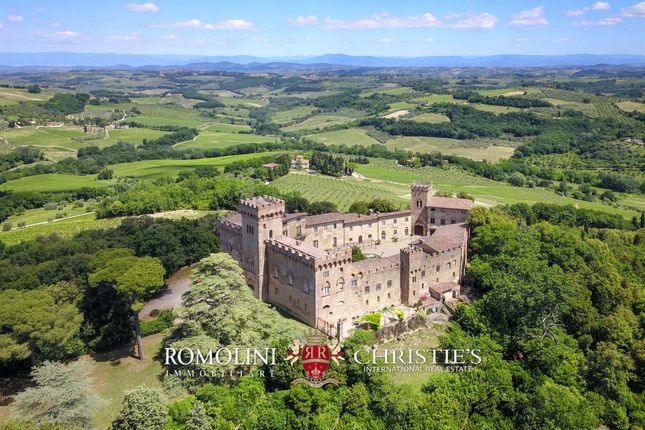 Thumbnail Property for sale in Florence, Tuscany, Italy