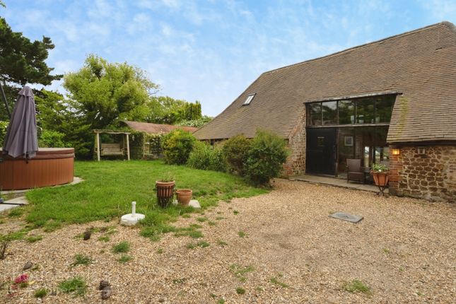 Lagnersh Barn, Chichester photo 2