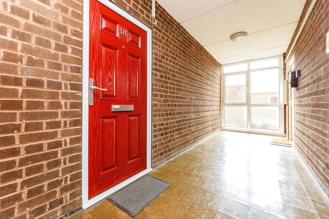 2 bed flat for sale in Selwood Flats, Doncaster Road, Rotherham, South Yorkshire S65