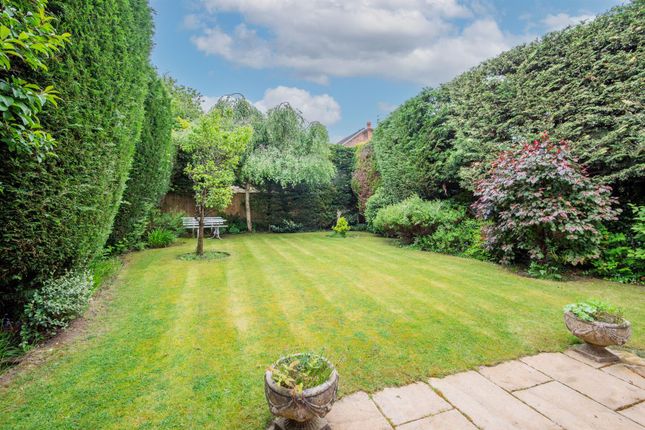 15, Cumberland Drive, Altrincham photo 4