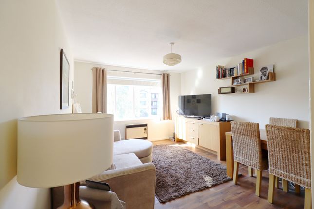 Flat for sale in Andace Park Gardens, Widmore Road, Bromley