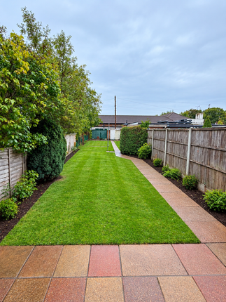 HOUNSLOW photo 5