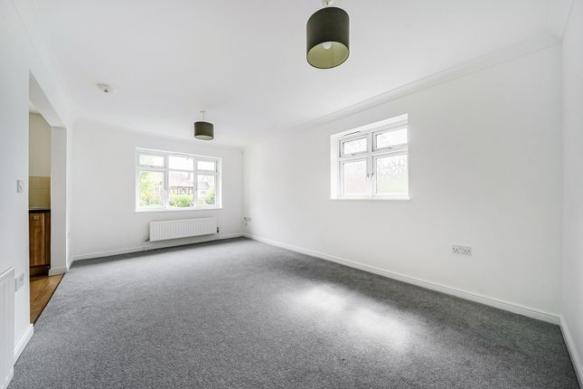 Flat 6, Winston Court, 161, St. Johns Road, Kent photo 2