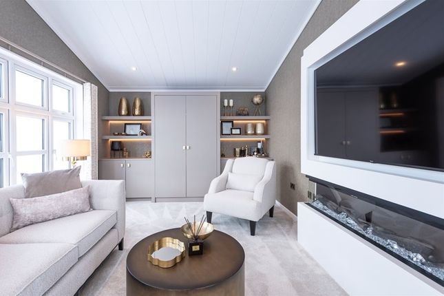 2-bed caravan on 2, Royal Wight Estate, Burnt House Lane, Newport, £390,000
