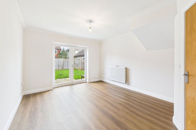 16, Meadow Place, Weston-super-Mare photo 3