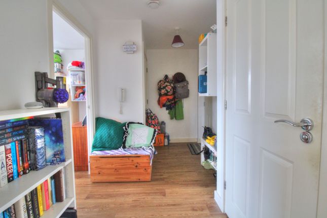 11 Campbell Court, Brook Mead, Basildon photo 2
