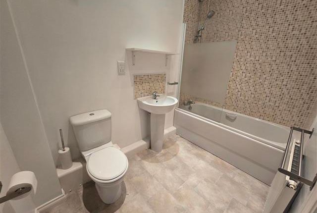 Trueman Court, 43, Green Lane, MIDDLESBROUGH photo 5