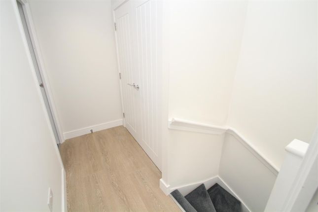 Flat to rent in Newport Street, Old Town, Swindon