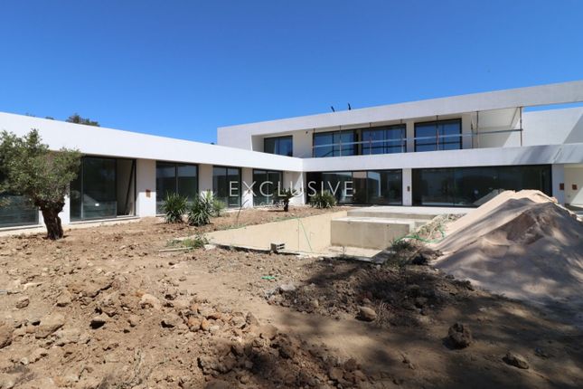 Thumbnail Villa for sale in Alvor, Portimão, Portugal