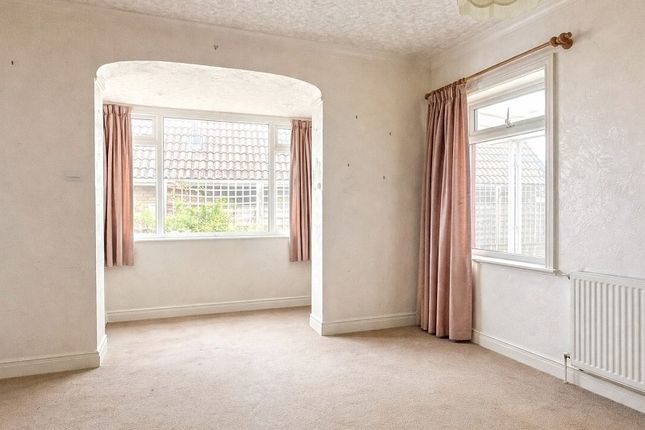 30, Sandford Road, Winscombe photo 2