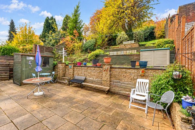 Dean Close, Buckinghamshire photo 4