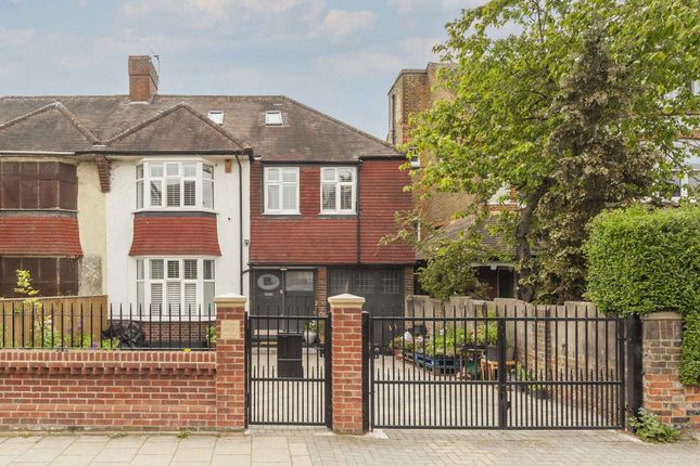 Thumbnail Property for sale in Conyers Road, London