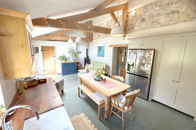 Rosenwyn, 4 Home Farm Barns, Trevarno, Sithney photo 2