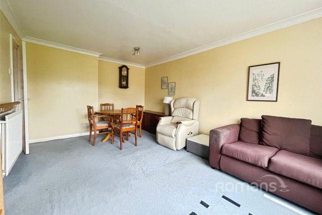 2, Felmer Drive, Winchester photo 4