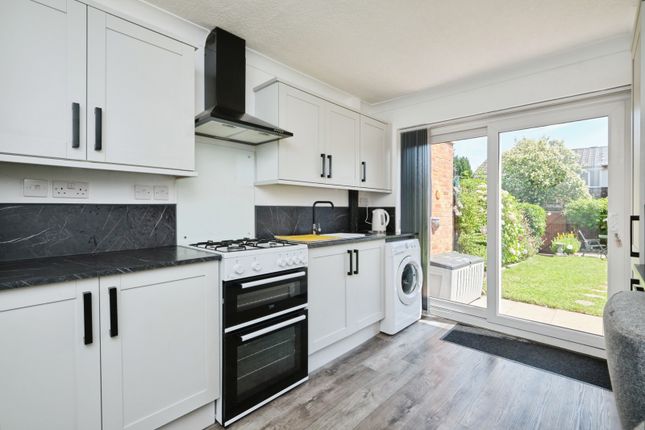 32, Bloomsbury Street, West Midlands photo 3