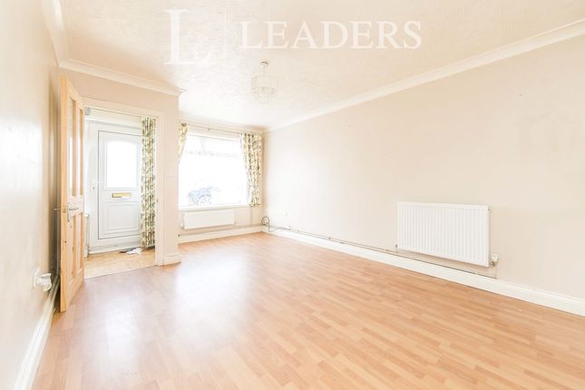 26, Broadway, Jaywick photo 3