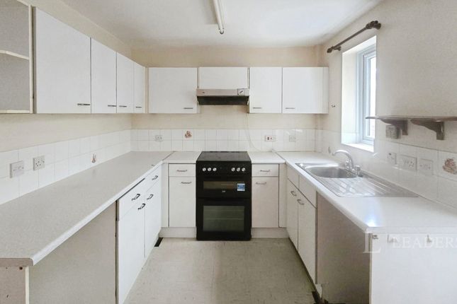 32, Marsh Avenue, Long Meadow photo 2