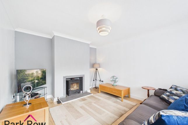 12, Hillside, Knottingley photo 2