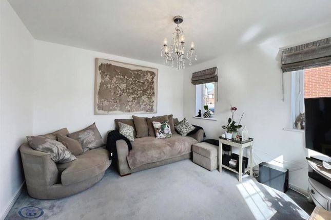 18, Walter Avenue, Congleton photo 4