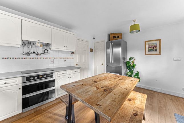16, West Croft, Ilkley photo 4