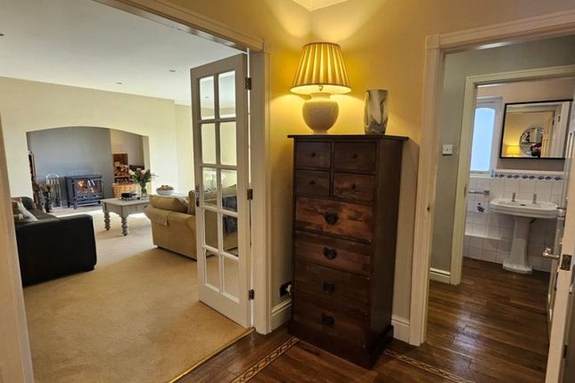 Castledene, Victoria Road, Bolton photo 5
