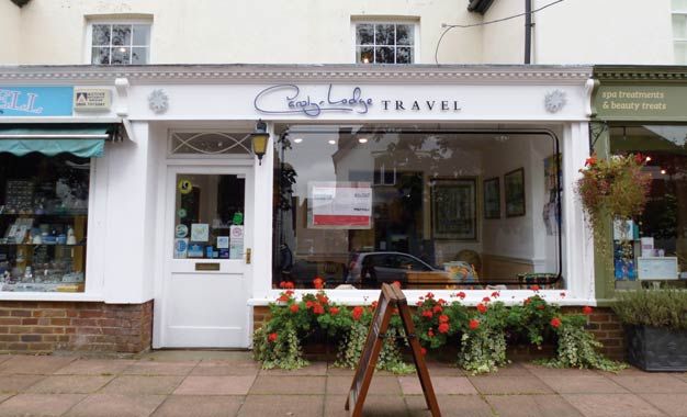 Retail premises to let in Kent House, 77 High Street, Cranleigh
